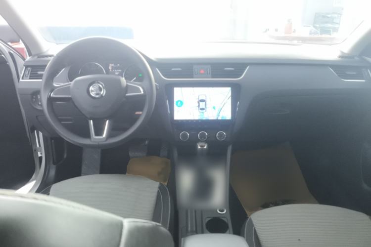 Used Skoda Octavia 2017 1.6L Automatic Chuanxing Edition
