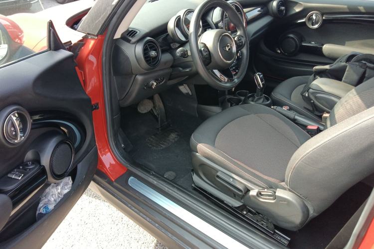 Used MINI MINI 2018 1.5T ONE PLUS