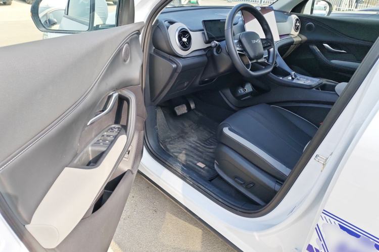 Used BYD Sealion 05 DM-i 2025 DM-i Smart Drive 115KM Flagship Model
