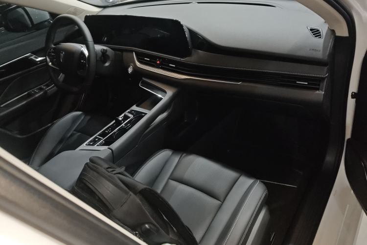 Used Bestune B70 2025 Dragon Edition 1.5T Enjoyment Model