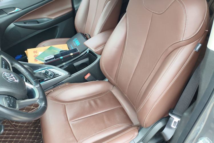 Used Buick GL6 2018 18T 6-Seater Prestige Model
