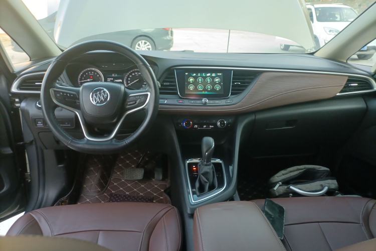 Used Buick GL6 2018 18T 6-Seater Luxury Model
