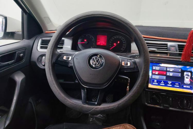 Used Volkswagen Santana 2018 1.5L Manual Comfort Edition
