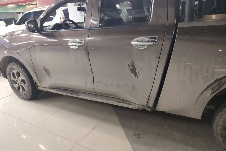 Used Great Wall Poer 2021 2.0T Commercial Version Automatic Diesel 4x4 Elite Long-Box GW4D20M
