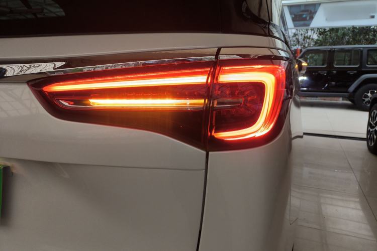 Used Buick GL8 2021 ES Land Cruiser 653T Luxury Edition