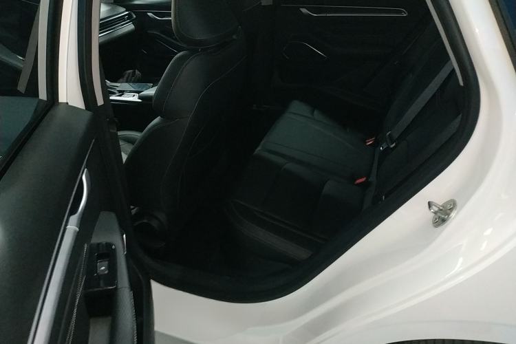 Used Geely Auto Emgrand 2022 4th Generation 1.5L CVT Elite Model
