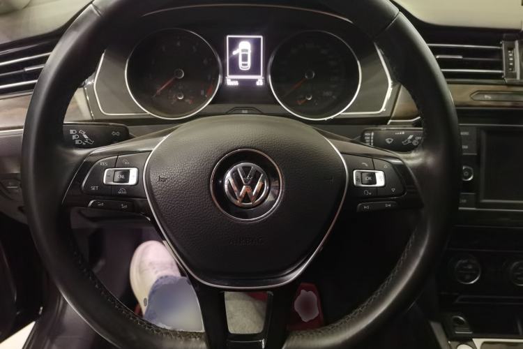 Used Volkswagen Magotan 2018 Facelift 330TSI DSG Luxury Model