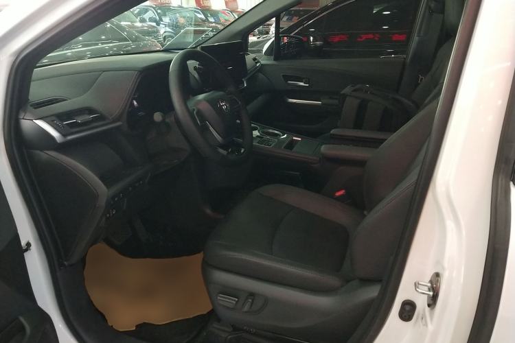 Used Toyota Sienna 2024 2.5L Hybrid Four-Wheel Drive Prestige Edition
