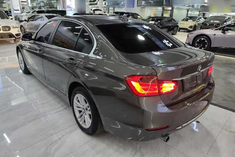 Used BMW 3 Series 2015 316Li Fashion Model
