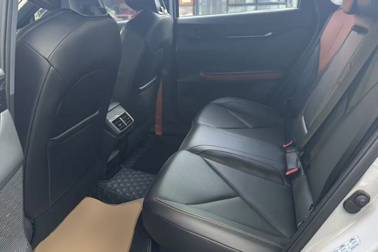 Used Changan UNI-V 2022 1.5T Prestige Version