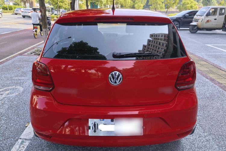 Used Volkswagen Polo 2016 1.6L Automatic Comfort Model
