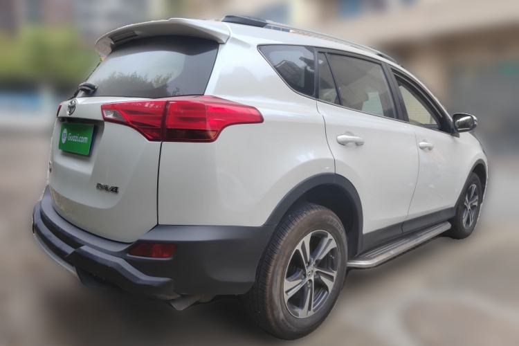 Used Toyota RAV4 2015 2.0L CVT Two-Wheel Drive Urban Edition
