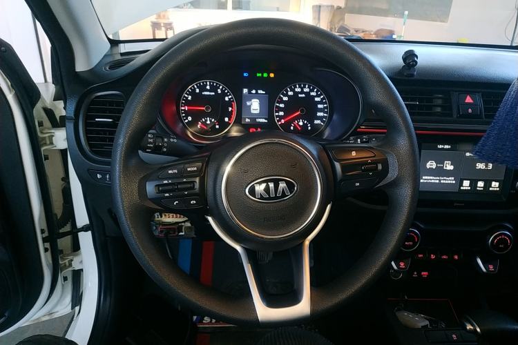 Used Kia KX Cross 2017 1.4L AT GLS