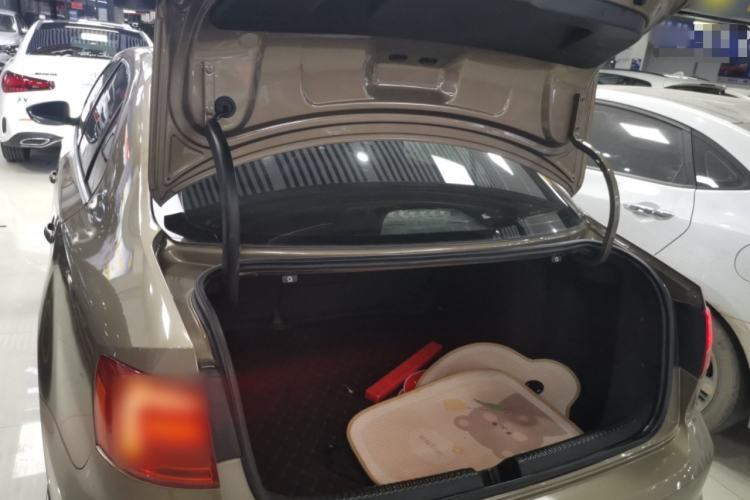 Used Volkswagen Sagitar 2017 230TSI Automatic Comfort Version
