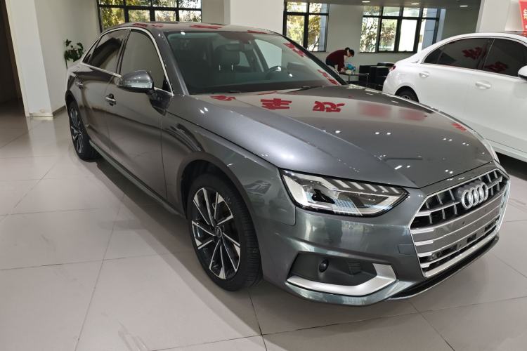 Used Audi A4L 2022 40 TFSI Stylish and Elegant Edition
