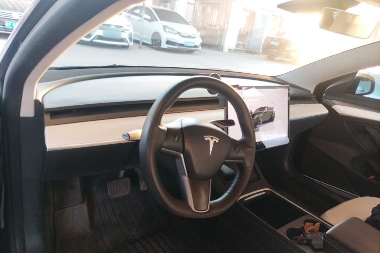 Used Tesla Model 3 2022 Rear-Wheel-Drive Version
