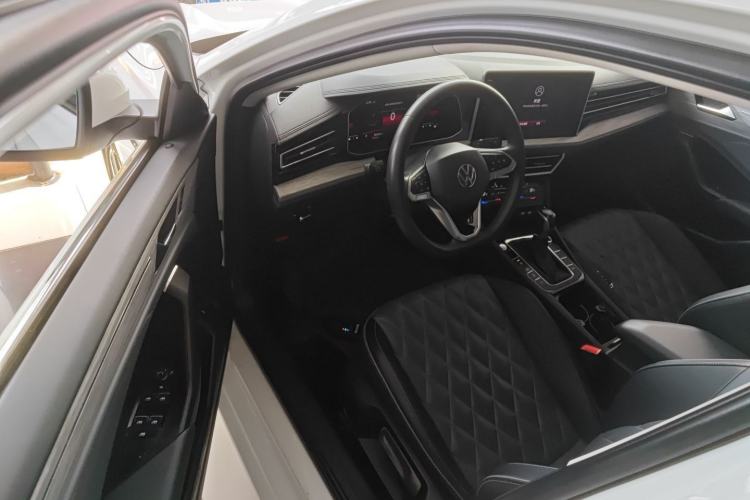 Used Volkswagen Sagitar 2023 200TSI DSG Excellence Edition
