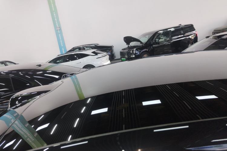 Used Nio ET9 2025 100kWh Signature Edition
