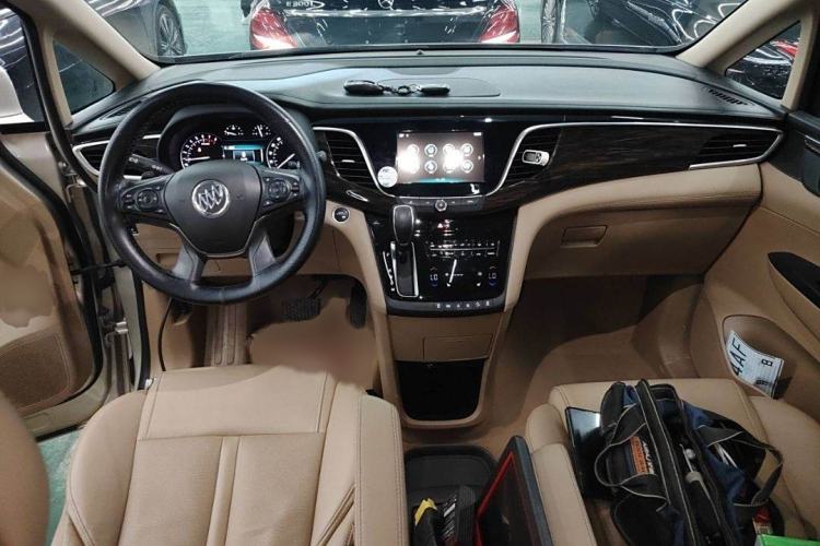 Used Buick GL8 2017 ES 28T Luxury Model China V Standard
