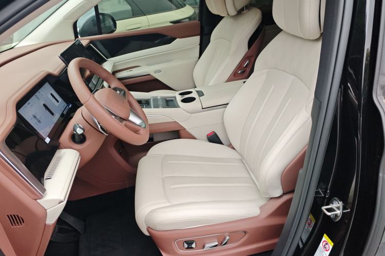 Used BYD Xia 2025 DM-i 1.5T 180km Beyond Edition
