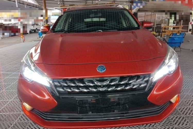 Used Venucia T90 2017 2.0L CVT Leading Edition
