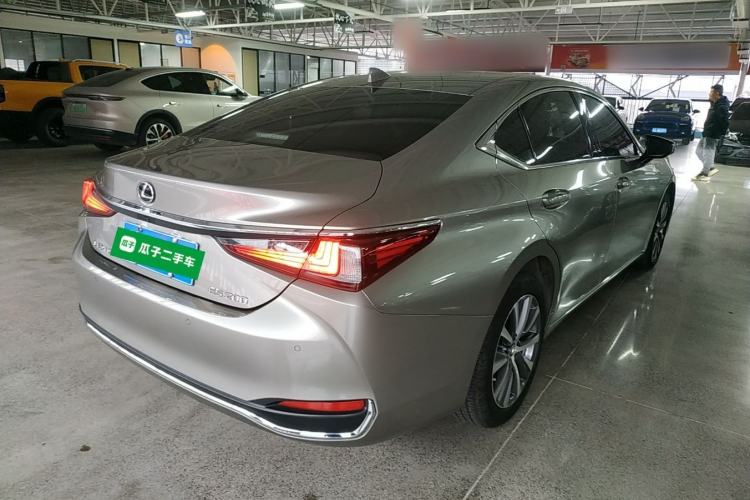 Used Lexus ES 2020 200 Excellence Edition