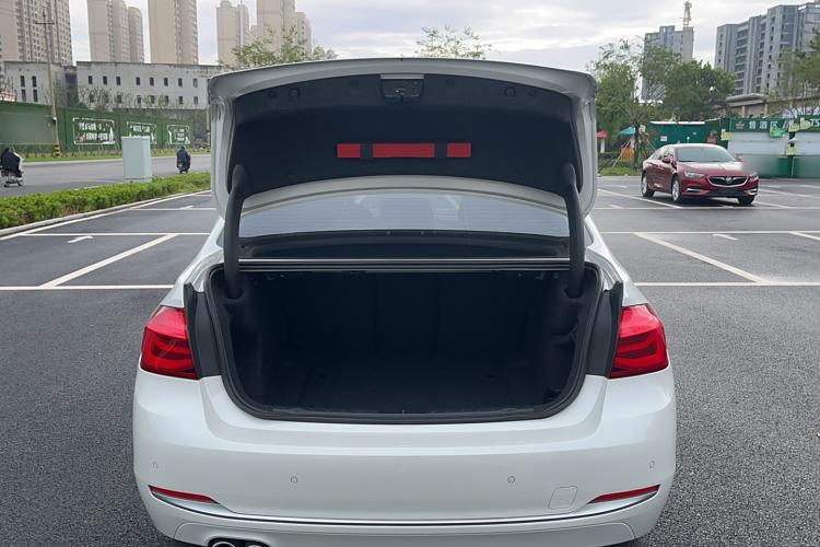 Used BMW 3 Series 2018 320Li Fashion Model
