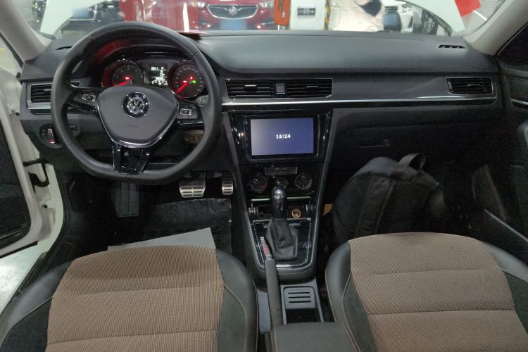 Used Volkswagen C-TREK 2018 1.5L Automatic Comfort Model
