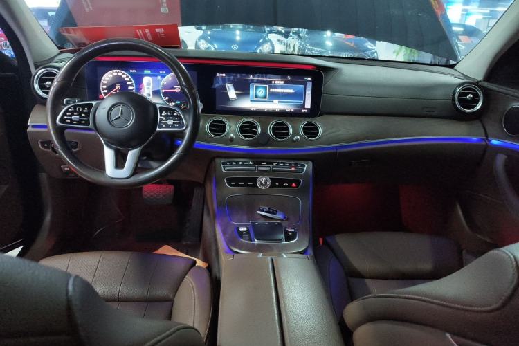 Used Mercedes-Benz E-Class 2019 E 260 L
