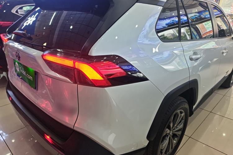 Used Toyota RAV4 2024 Dual-Motor 2.5L E-CVT Two-Wheel Drive Elite Plus Edition
