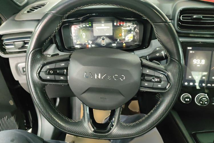 Used Lynk & Co 03 2022 2.0TD DCT JingPro
