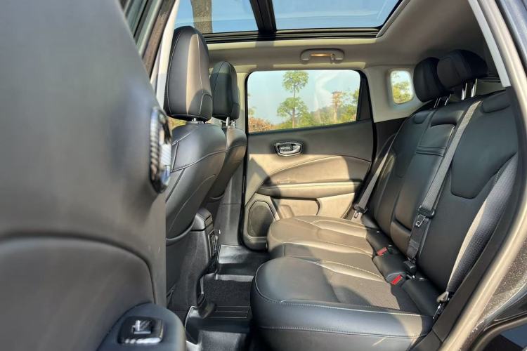 Used  Compass 2020 220T Automatic Elite Edition
