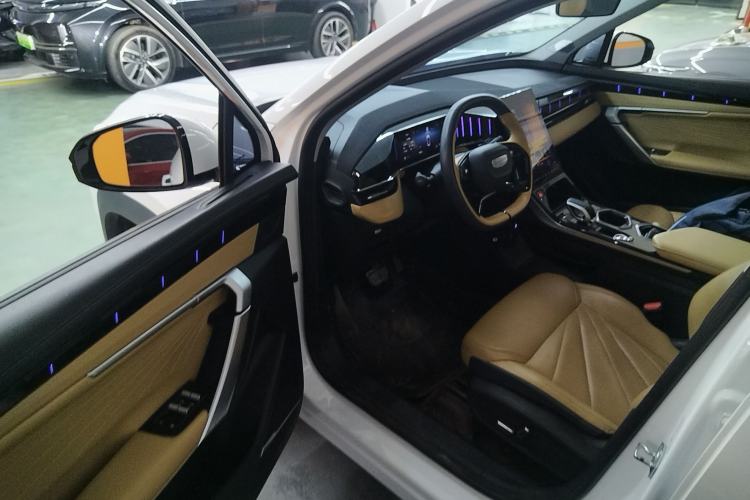 Used Geely Auto FX11 2023 1.5TD DCT Prestige Edition
