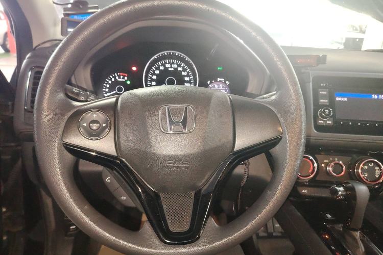 Used Honda Vezel 2015 1.8L CVT 2WD Elite Model
