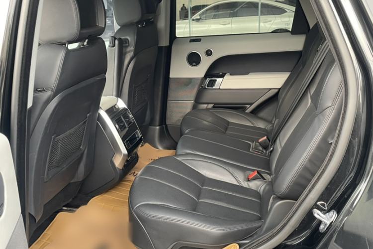 Used Land Rover Range Rover Sport 2014 3.0 SC V6 HSE
