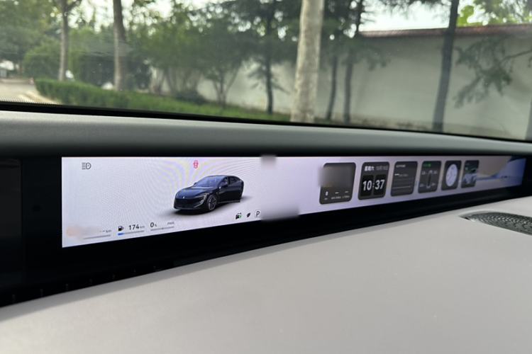 Used  12 2025 Ultra Extended-Range Edition
