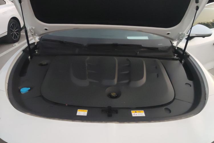 Used VOYAH PASSION 2024 PHEV Four-Wheel Drive Ultra-Long Range Flagship Model
