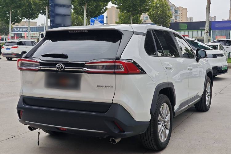 Used Toyota Wildlander 2024 2.0L CVT Two-Wheel Drive Leading Edition
