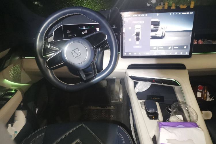 Used Zeekr 001 2023 WE Edition 100 kWh
