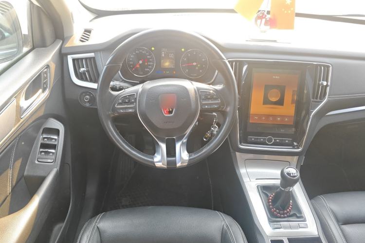 Used Roewe RX5 2019 20T Two-Wheel Drive Manual 4G Connect Platinum Edition
