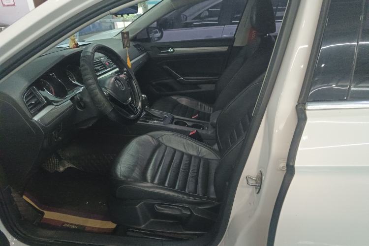 Used Volkswagen Lamando 2018 280TSI DSG Comfort Edition
