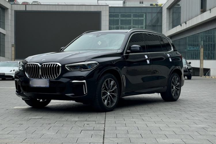 Used BMW X5 2022 Restyled xDrive 30Li Luxury Version M Sport Package