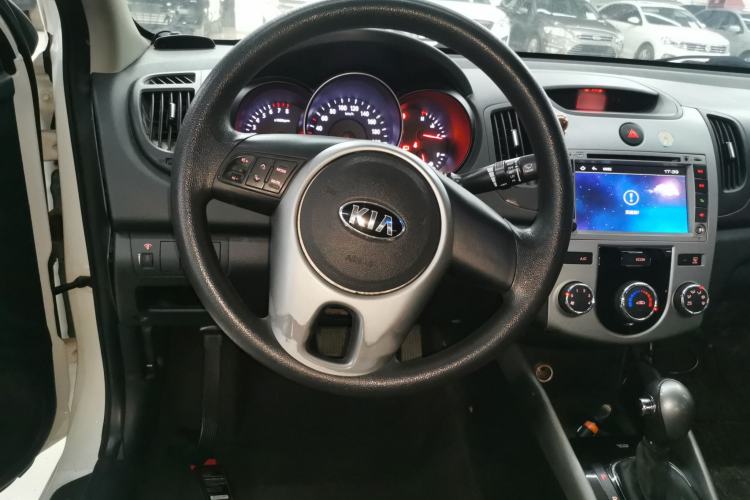 Used Kia Forte 2016 1.6L AT GL
