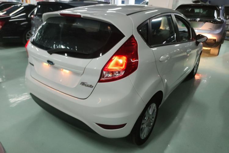 Used Ford Fiesta 2013 Hatchback 1.5L Automatic Fashion Edition