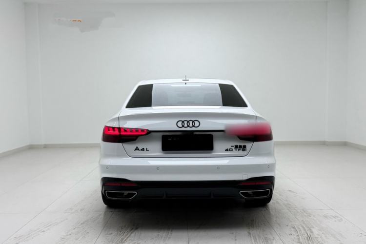 Used Audi A4L 2023 40 TFSI Luxury Dynamic Model
