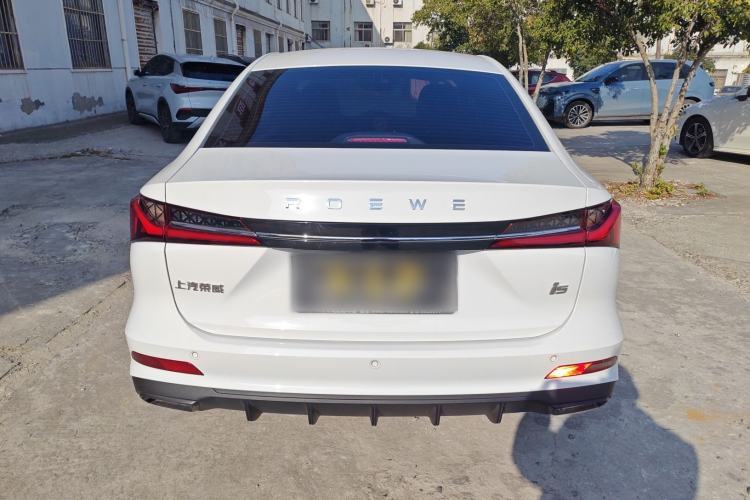 Used Roewe i5 2023 1.5L Manual Comfort Edition
