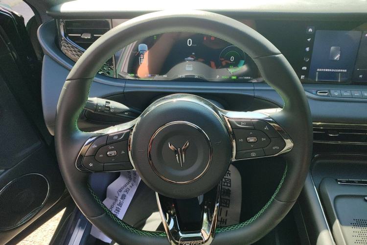 Used VOYAH FREE 2025 318 318 km Rear-Drive Touring Edition
