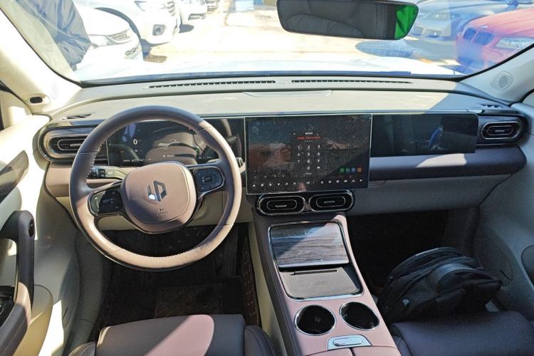 Used Leapmotor C11 2024 Range-Extended 300 Luxury Edition
