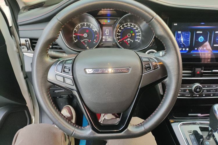 Used Venucia T70 2019 2.0L CVT Enjoy Edition China V Standard
