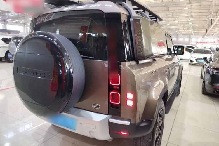 Used Land Rover Defender 2020 110 P400 SE
